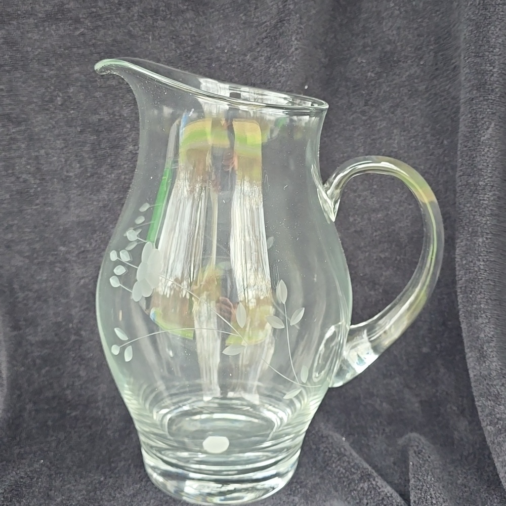 Crystal Pitcher 86 Oz